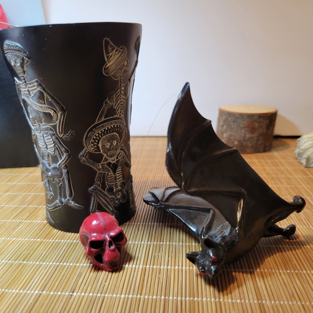 Harmony Kingdom Skeleton Vase and Eyre Design Bat Halloween